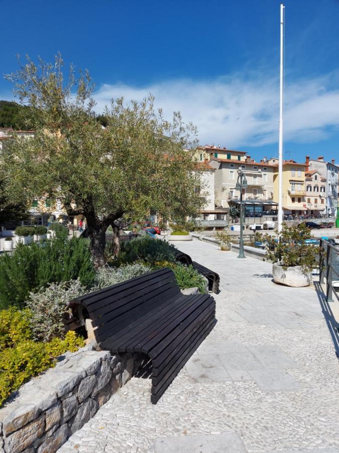 Modern And Cosy Apartment Ivana With A Beautiful Seaview Mošćenička Draga Dış mekan fotoğraf